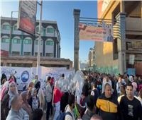 أهالي كفر الشيخ يتجمعون في الشوارع والميدان احتفالاً بالعيد |فيديو‎