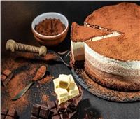 حلويات اليوم.. طريقة تحضير كيكة تيراميسو الشوكولاتة