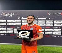 رمضان صبحي يفوز بجائزة أفضل لاعب في مباراة بيراميدز والمصري