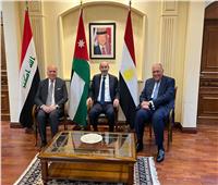 وزراء خارجية مصر والأردن والعراق يجتمعون في إطار آلية التعاون الثلاثي بالبحرين
