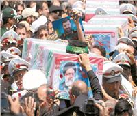 الرئيس الإيرانى يوارى الثرى بمشاركة آلاف الإيرانيين