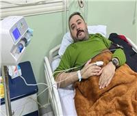بعد تعرضه لأزمات قلبية.. عمرو عبد العزيز يعلن إجراءه عملية جراحية