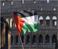 رفع العلم الفلسطيني فوق البرلمان الأيرلندي بعد اعتراف دبلن رسميا بدولة فلسطين