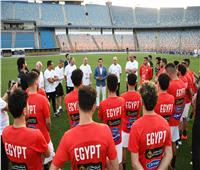 وزير الرياضة للاعبي المنتخب: كلنا نسير في اتجاه واحد لصالح الرياضة المصرية