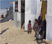 نتنياهو يتنصل من جرائمه: لا مجاعة في غزة