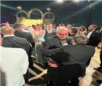 عمرو دياب يُحيي حفل زفاف جميلة عوض وأحمد حافظ