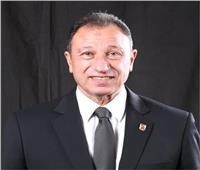 الخطيب يغادر القاهرة لاستكمال برنامجه العلاجي