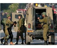 قوات الاحتلال تعتقل 12 فلسطينيًا منذ أمس بينهم طفل 