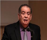 يوسف زيدان يعلن استقالته من «تكوين» 