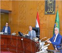 خلال لقائه بالعاملين.. محافظ الإسماعيلية: هدفي عودة الإسماعيلية عروسًا للقناة
