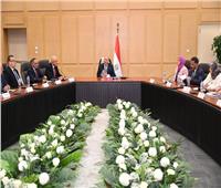 كامل الوزير يعقد لقاءا موسعا مع أعضاء اتحاد الصناعات ورؤساء الغرف الصناعية