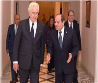 رئيس وكالة الاستخبارات الأمريكية ينقل للرئيس السيسي تحيات بايدن