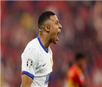 مبابي يتخلى عن قناعه أمام إسبانيا في نصف نهائي يورو 2024