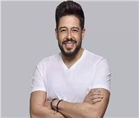 بـ«لوك» جديد.. حماقي يُشوق جمهوره للألبوم رقم 10
