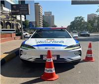 مرور الجيزة ينشر سيارات كهربائية صديقة للبيئة في الشوارع والميادين