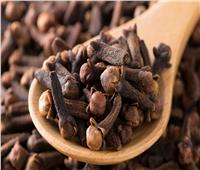 زيت القرنفل لألم الأسنان.. حل طبيعي لا غنى عنه