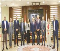 «الريف المصرى» تتعاقد مع «النيل» لإقامة مشروع تنموى متكامل غرب المنيا
