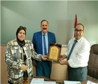 الشعب الجمهوري يدعم الخدمات المقدمة لصناع الأثاث بدمياط