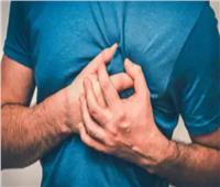 احذرها.. 5 علامات تشير إلى الإصابة بنوبة قلبية