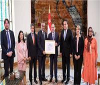 في اليوم العالمي لفيروس سي.. مصر أول دولة بالعالم تحصل على «الطبقة الذهبية»