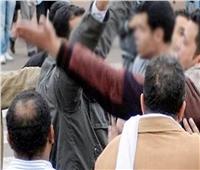 «خناقة أطفال».. شخص وزوجته يعتديان على جارتهم في العبور