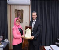 محافظ دمياط يبحث مع رئيس المعهد القومى لعلوم البحار والمصايد تعزيز التعاون 