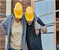 في خدمتك| تعويضات العاملين.. كل ماتريد معرفته عن حقك في القانون والدستور