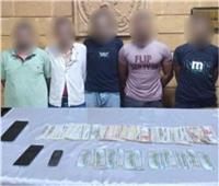 ضبط تشكيل عصابي لقيامهم بسرقة مبلغ مالي من أجنبي بمنطقة 15 مايو