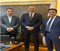 وزير العمل يستقبل نائبي «القوى العاملة» و«الشؤون العربية» بالنواب
