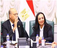 «التضامن والعمل» يبحثان إجراءات ضم العمالة غير المنتظمة للتأمين الصحي