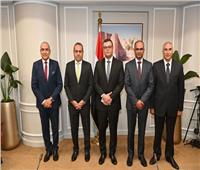وزير الإسكان يشهد توقيع عقد لحوكمة منظومة مياه الشرب والصرف بالعاصمة الإدارية