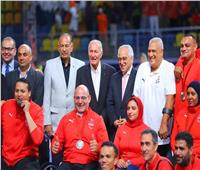 على هامش بطولة العالم للكراسي المتحركة.. حسن مصطفى يكرم أبطال مصر في بارالمبياد باريس