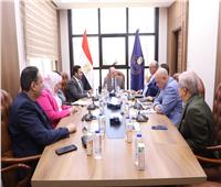 الغمراوي يستقبل ممثلي غرفة صناعة الأدوية ومستحضرات التجميل والمستلزمات الطبية 