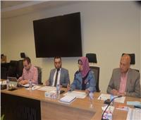 وزير الإسكان يتابع إجراءات تعويض أصحاب قطع الأراضي المنزوع ملكيتها 