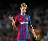 مدرب برشلونة يعلن عودة «دي يونج» لمباراة «يونج بويز» بدوري الأبطال