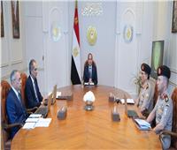 الرئيس السيسي يشدد على الاهتمام المكثف ببناء القدرات التقنية للشباب المصري