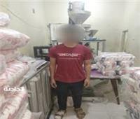 حبس صاحب مصنع ضبط بحوزته 5 طن سكر مجهول المصدر بالقاهرة