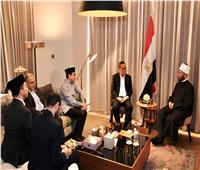 وزير الأوقاف يستقبل وزير الإصلاح البيروقراطي ونائب قائد الشرطة الإندونيسيين السابقين
