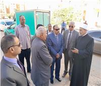 وصول رئيس جامعة الأزهر للمدينة الجامعية بطيبة الأقصر للاطمئنان على الطالبات