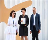 مهرجان الجونة| ندى رياض وأيمن الأمير يحصدان جائزة ڤارايتي عن فيلم «رفعت عيني للسما».. صور