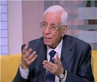 حسام موافي: الاستخدام الخاطئ للمضادات الحيوية يُشكل خطرا على الإنسان