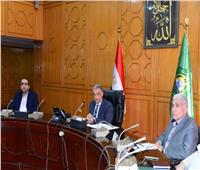 محافظ الإسماعيلية يبحث الموقف التنفيذي للمشروعات الخدمية بمركز ومدينة القنطرة شرق
