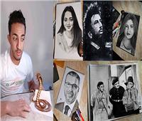 حكايات| «عمرو» ابن «أسيوط».. فنان تشكيلي يرسم بورتريهات ولوحات عالمية