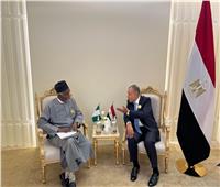 وزير الخارجية يلتقي نظيره النيجيري على هامش قمة الرياض 