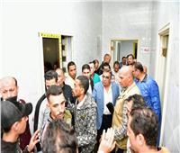 محافظ الدقهلية ومدير الأمن يطمئنان على مصابي حادث أتوبيس «بور سعيد المطرية»