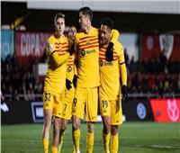 «رونالدو مثلي الأعلى».. لاعب برشلونة المُعار يعادي الجماهير الكتالونية