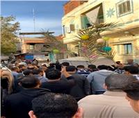 تشيع جثمان طالبة توفيت اختناقًا ببخار الماء أثناء الاستحمام بكفر الشيخ 