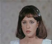 «رقبة زجاجة» ترعب الفنانة معالي زايد