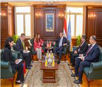 محافظ الإسكندرية يستقبل السفيرة الأمريكية بالقاهرة 