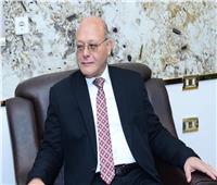 فريق طبي بسوهاج الجامعي ينقذ حياة مريض مسن ويوقف نزيف كاد يقتله